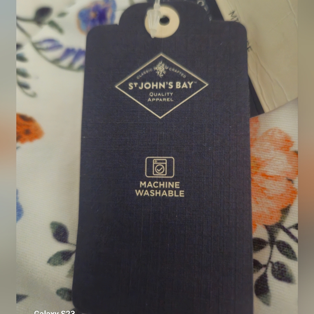 St. John's Bay Floral Midrise  Capri Pants - Orange, Yellow, Blue - Picture 9 of 11